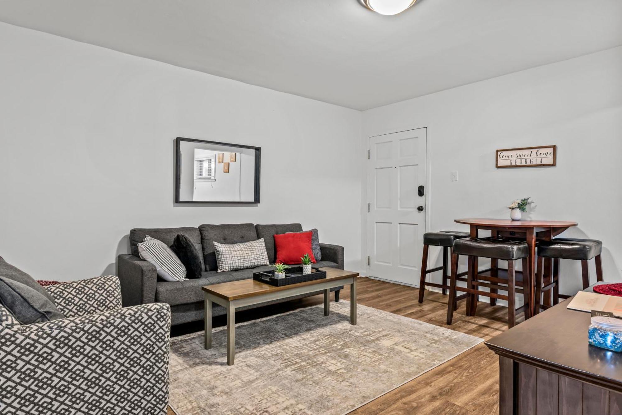 Classic City Getaway - 1 Mile Walk To Sanford Stadium! Athens Exterior photo